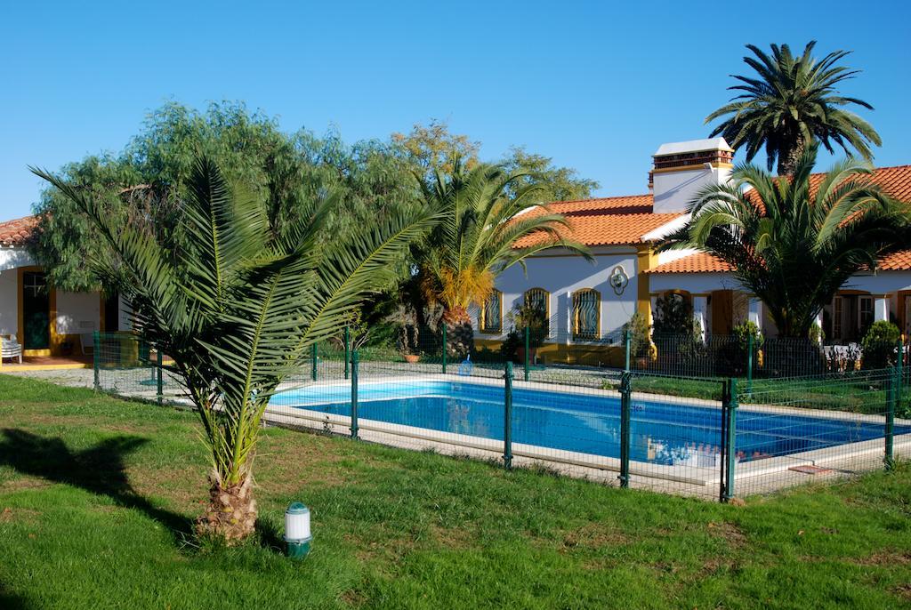 Herdade Da Samarra Hotel Viana do Alentejo Kültér fotó