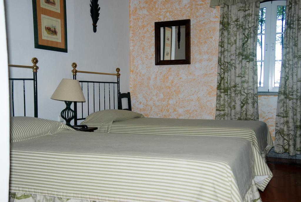 Herdade Da Samarra Hotel Viana do Alentejo Szoba fotó